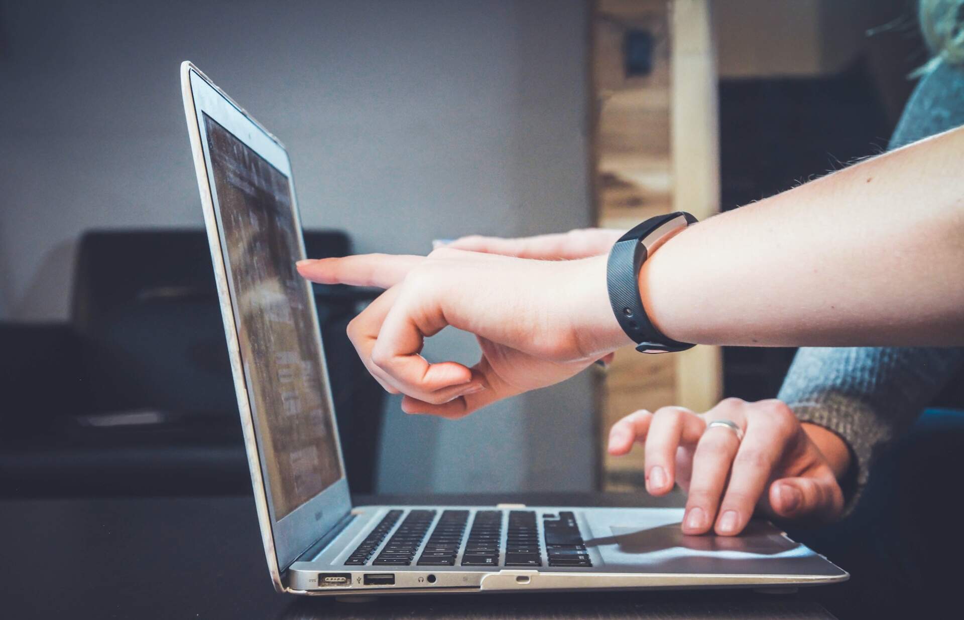 4-questions-ppc-agency ppc-agency-lincoln-local